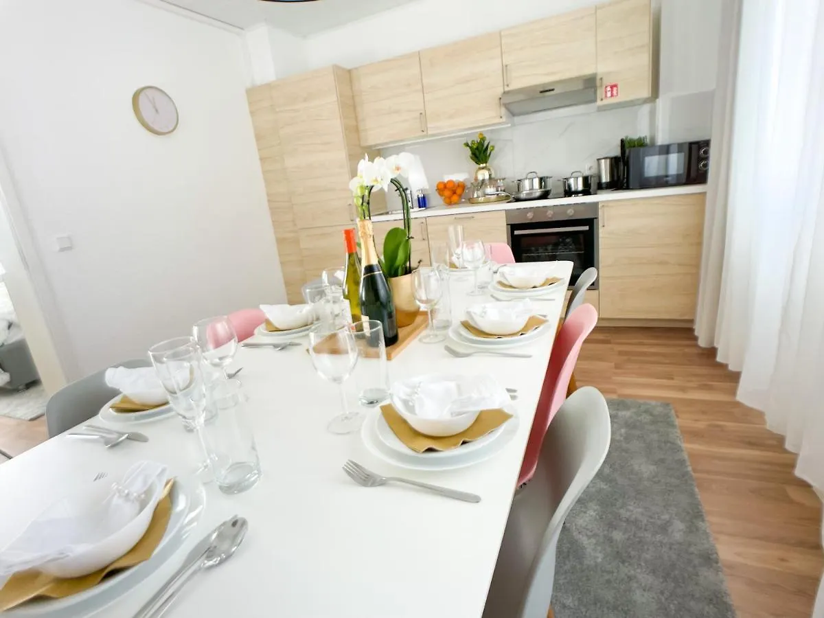 M-Style 02 Apartment Mit Balkon 24H Self-Check-In, Free Parking, Netflix Nürnberg